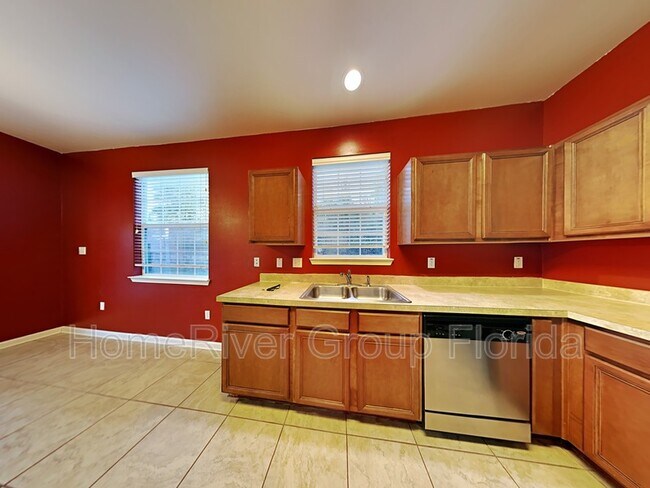 Building Photo - 417 Peoria Blvd