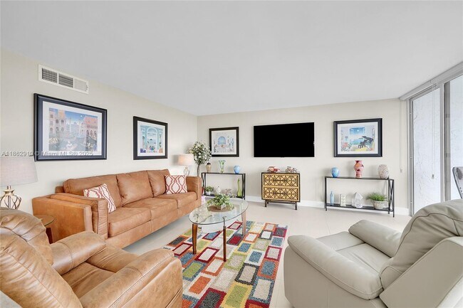 Foto del edificio - 936 Intracoastal Dr