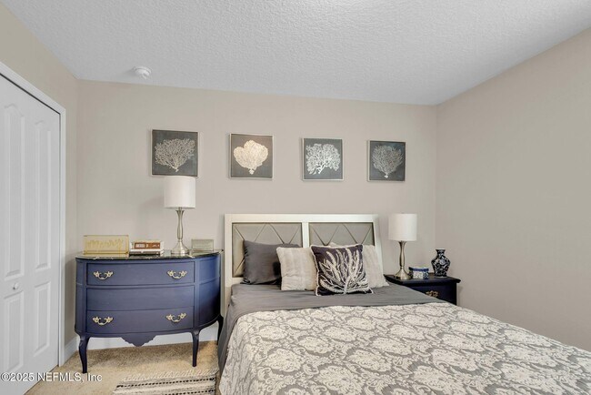Foto del edificio - 2928 Cold Stream Ln