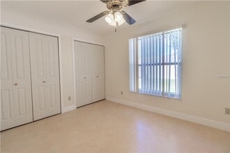 Building Photo - 832 Oak Manor Cir
