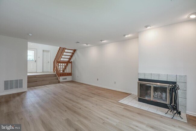 Foto del edificio - 20 Andover Cir