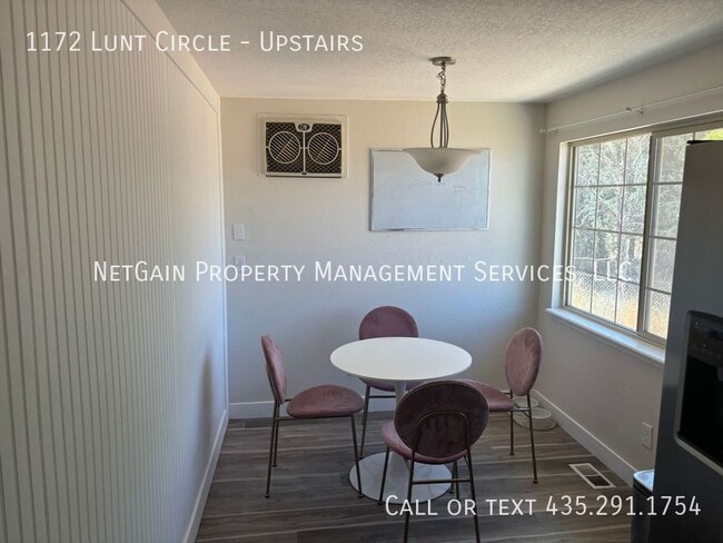 Building Photo - 1172 Lunt Cir