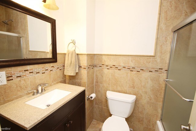 Foto del edificio - 2025 33rd St