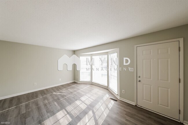 Building Photo - 3 br, 2 bath House - 5881 Janet Dr