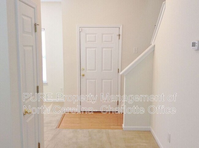 Foto del edificio - 5718 Bent Creek Cir