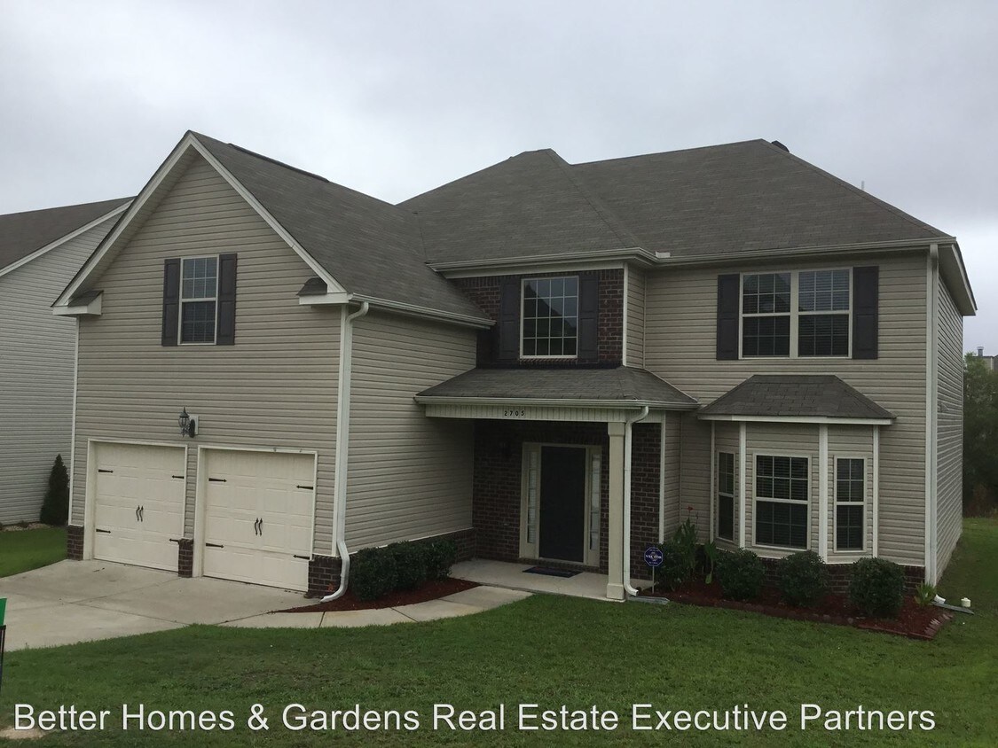 Primary Photo - 2705 Huntcliffe Dr
