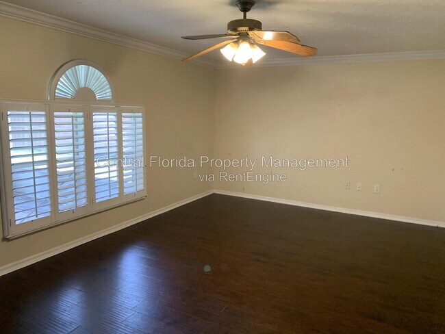 Foto del edificio - 4300 Iveyglen Ave
