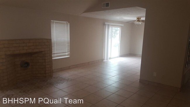 Building Photo - 258 Western Hills Dr SE