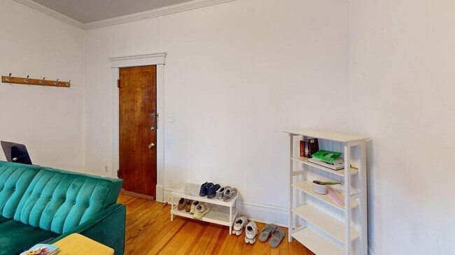 Foto del edificio - 1322 S Forest Ave