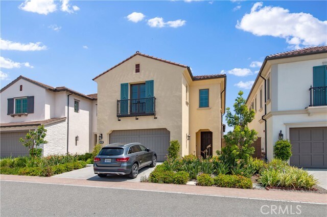 Building Photo - 216 Piazza