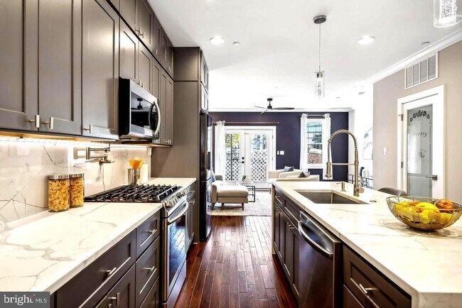 Foto del edificio - 1213 Holbrook St NE