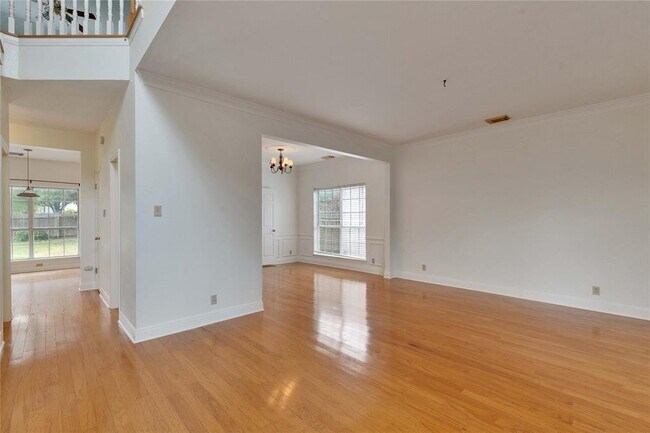 Foto del edificio - 5407 Merrywing Cir