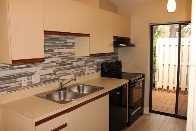 Foto del edificio - 2903 62nd St W