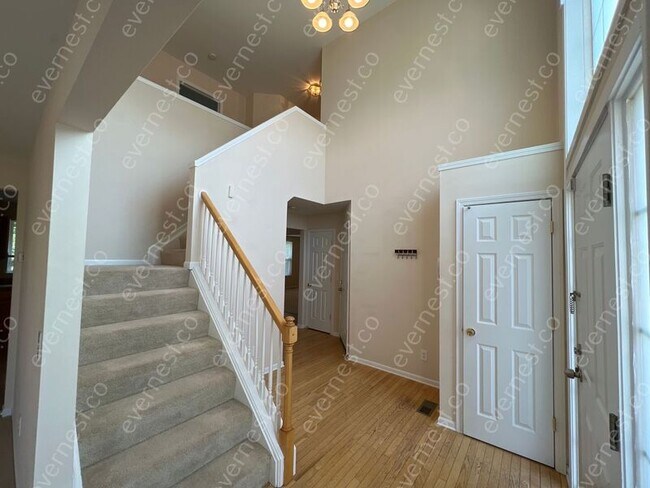Building Photo - 1615 Stirling Lakes Dr