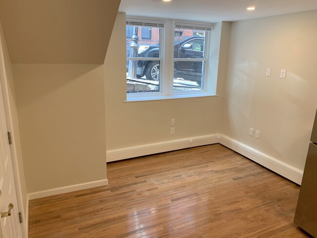Foto del edificio - 42 Irving St