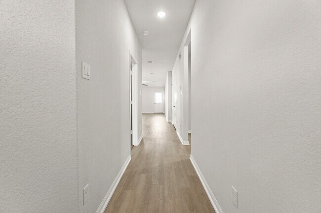 Building Photo - 5345 Basquiat Dr