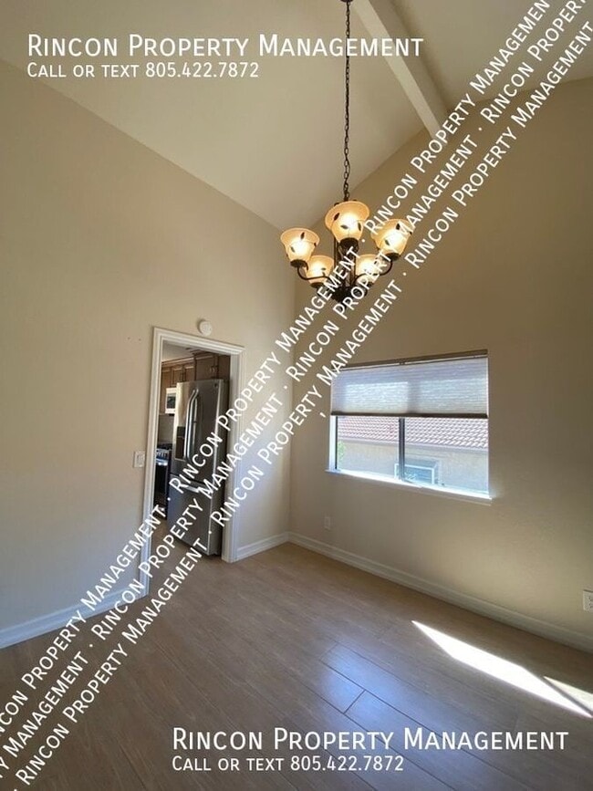 Building Photo - Camarillo Springs *Spacious 2 Bedrooms/2 B...