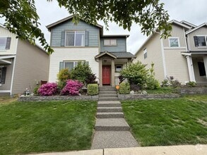 Building Photo - 1694 Brown Ave