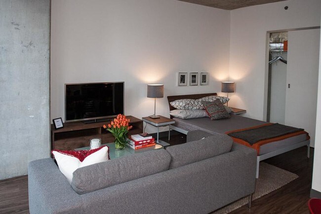 Foto del edificio - 615 W Jackson Blvd