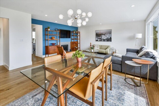 Foto del edificio - 220 Glenview Dr