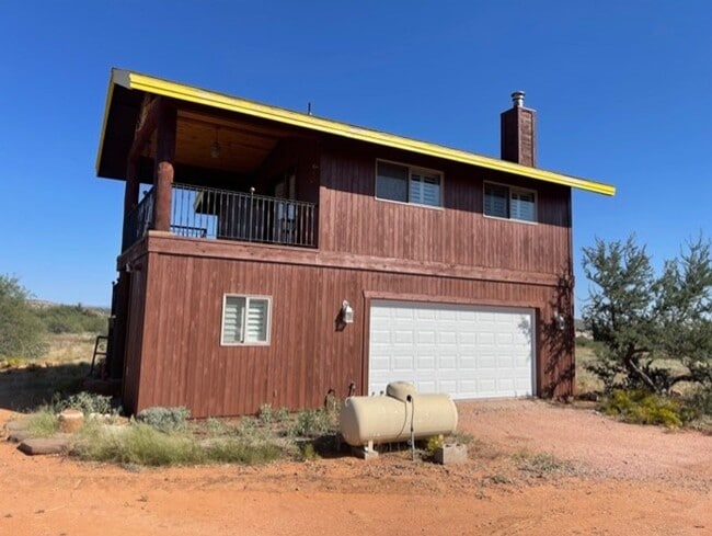 Building Photo - Privacy and Space in this Adorable Studio ...