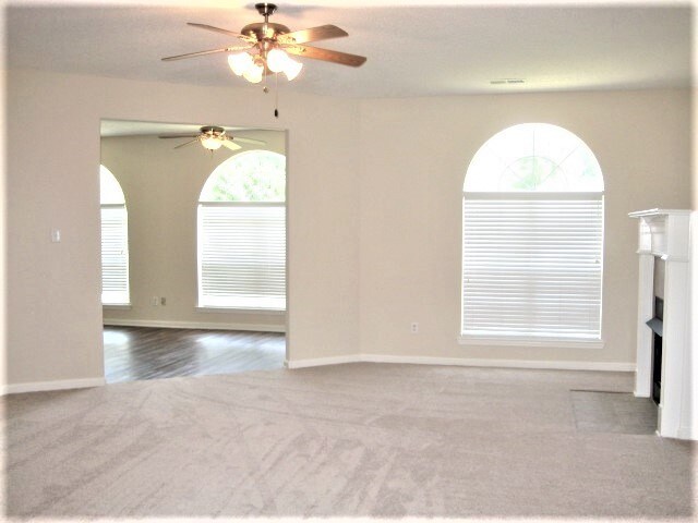 Building Photo - 7138 Arcastle Loop E