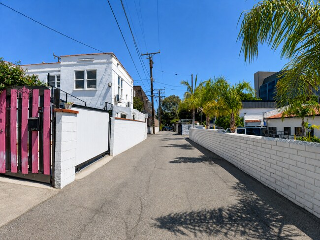 Foto del edificio - 1147 24th St