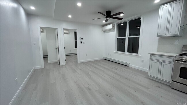 Foto del edificio - 88-32 80th St