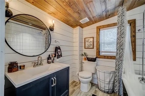 Foto del edificio - 6689 E Strickland St