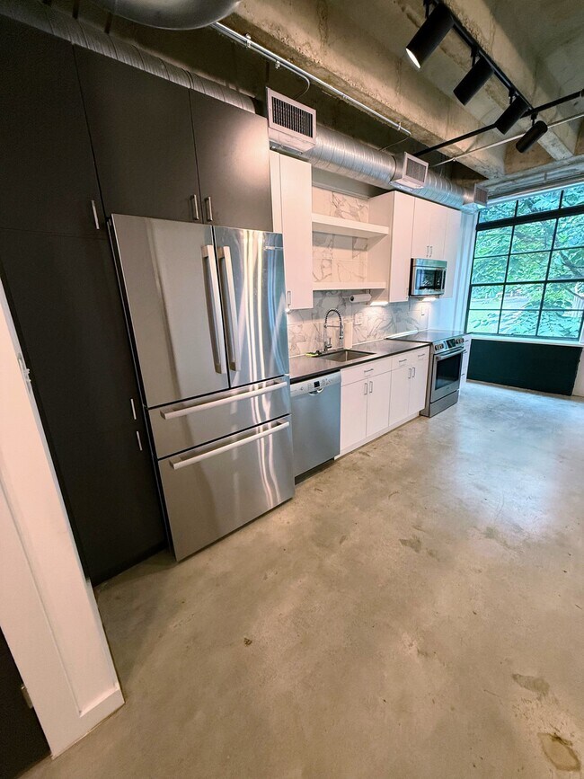 Foto del edificio - 1065 United Ave SE