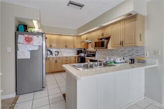 Building Photo - 5333 Malaluka Ct