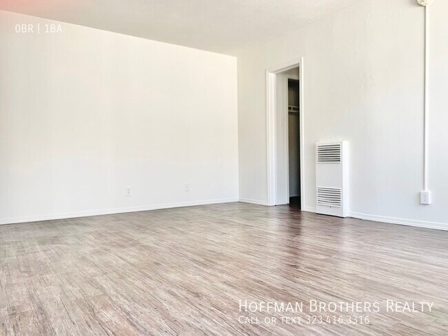 Building Photo - 1210 N Berendo St