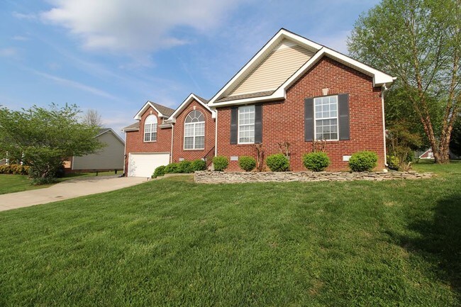 Building Photo - 3320 Marrast Dr
