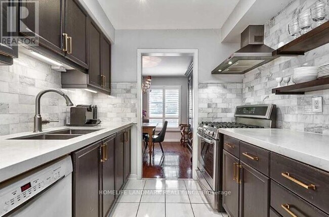 Photo du bâtiment - 2006 Glenada Crescent