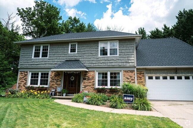 Building Photo - 2301 Jessup Cir