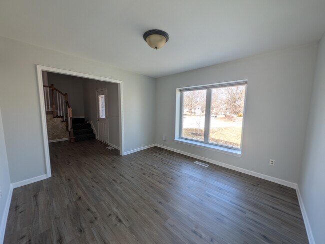 Foto del edificio - 1637 E Sheridan Bridge Ln