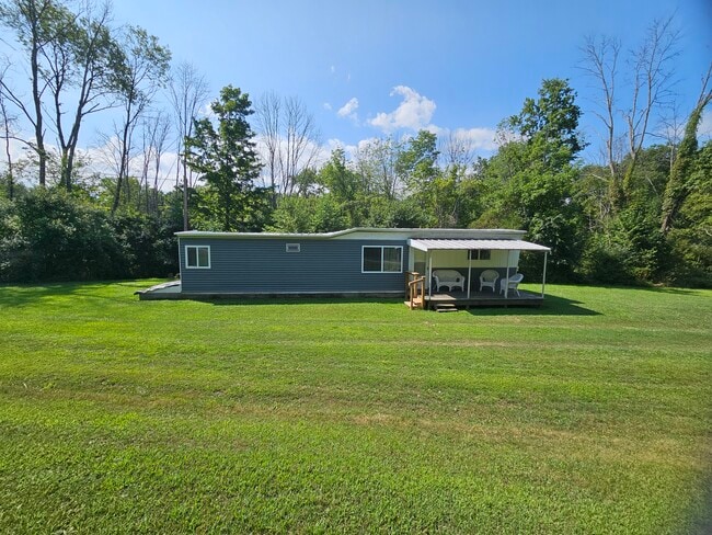 Building Photo - 1002 Artline Rd