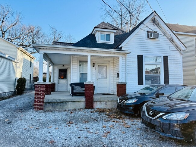 Foto del edificio - 424 Woodland Ave