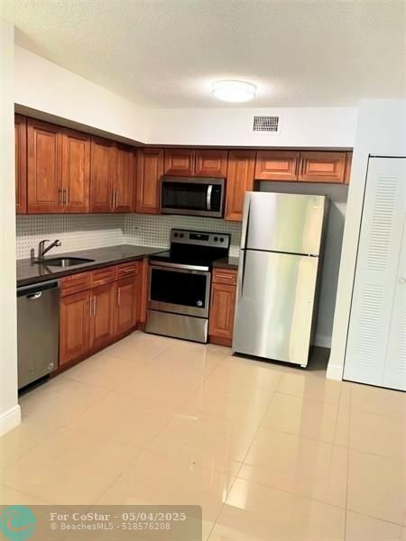 Foto principal - 3640 N 56th Ave