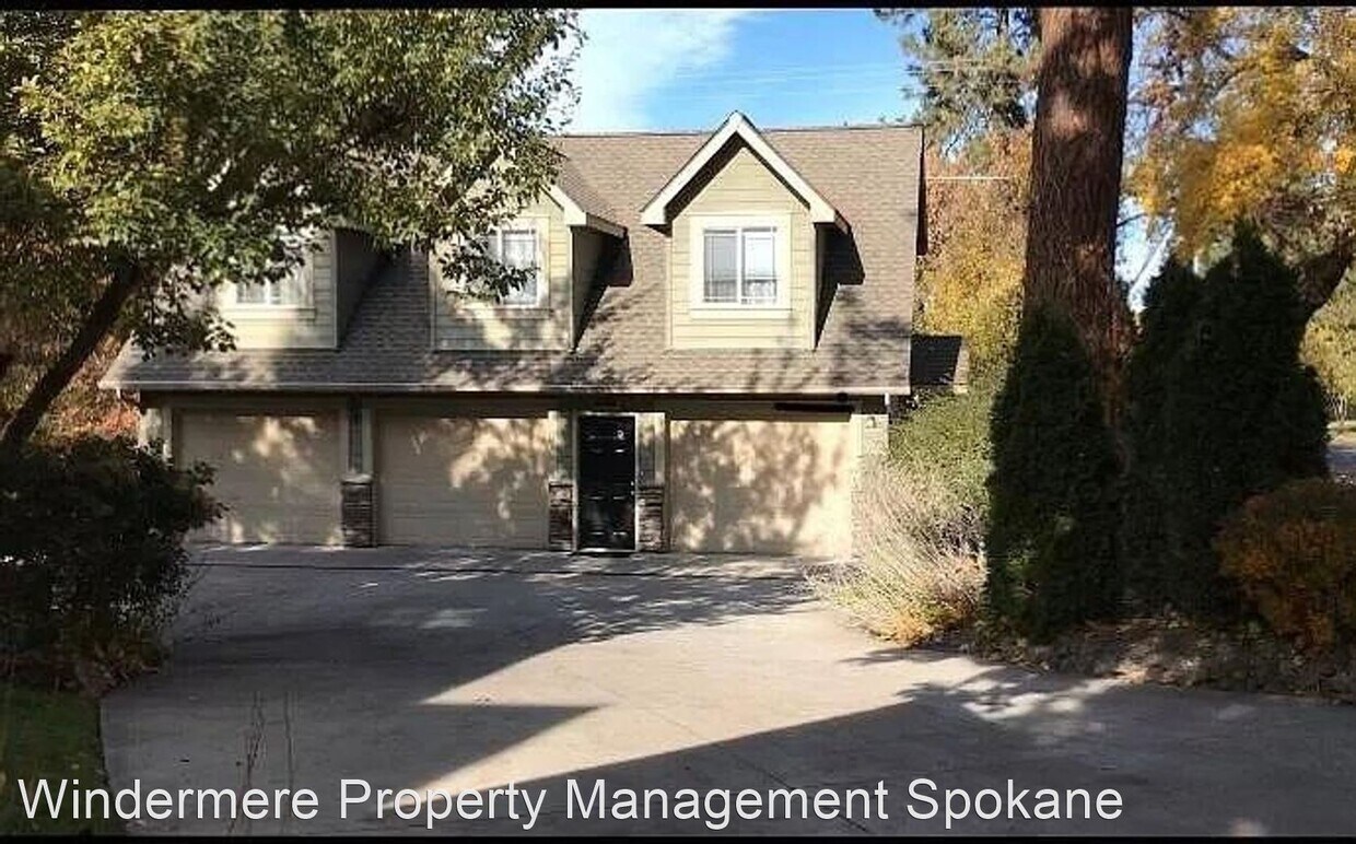 Foto principal - 2 br, 2 bath House - 1727 1/2 E 16th Ave