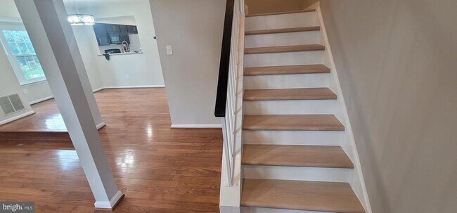 Foto del edificio - 8413 Meadow Green Way