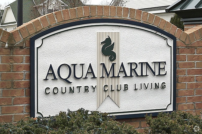 Aqua Marine Luxury Apartments - The Aqua Marine Resort Style Living
