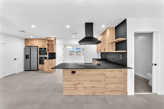 Foto del edificio - 4640 SW 25th Terrace