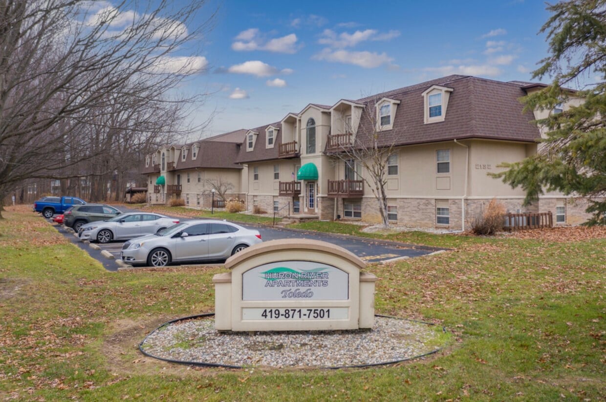 2136 Stirrup Ln Unit C201 UPG, Toledo, OH 43613 Apartment for Rent