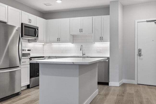 Building Photo - 59 Mill St