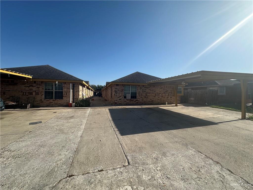 Foto principal - 3703 Zelma St