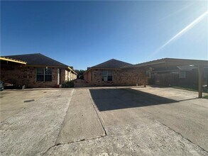 Building Photo - 3703 Zelma St