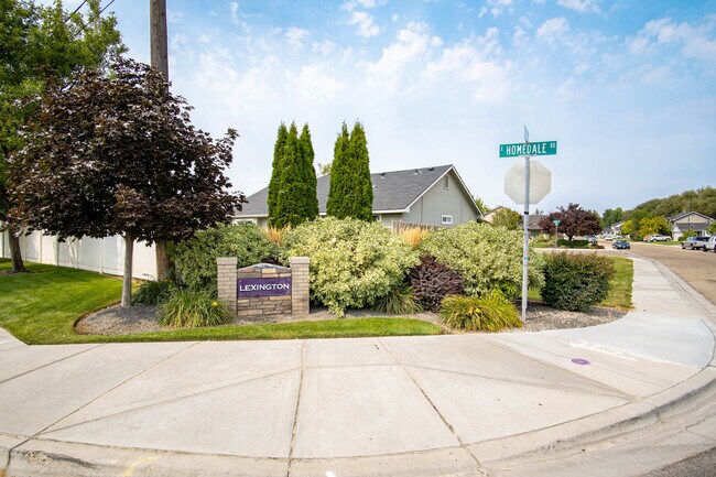 Foto del edificio - 3916 Kirby Cir