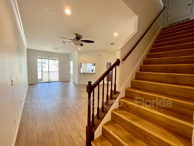 Building Photo - 1466 Hillview Ln