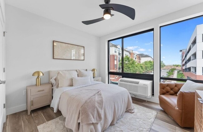 Building Photo - 54 Flagship St